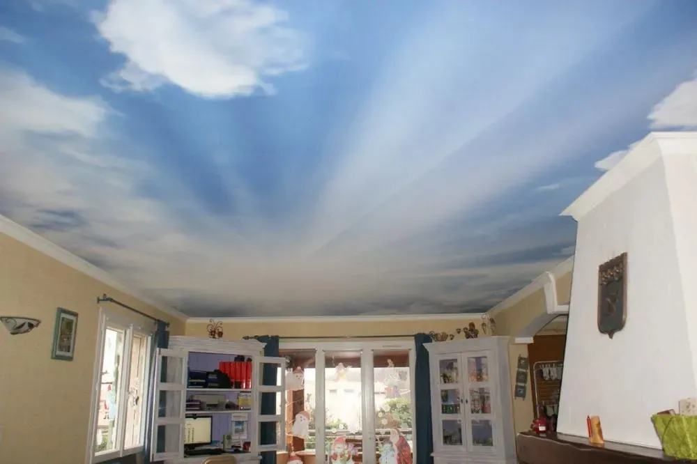 Plafond tendu près de Mezel